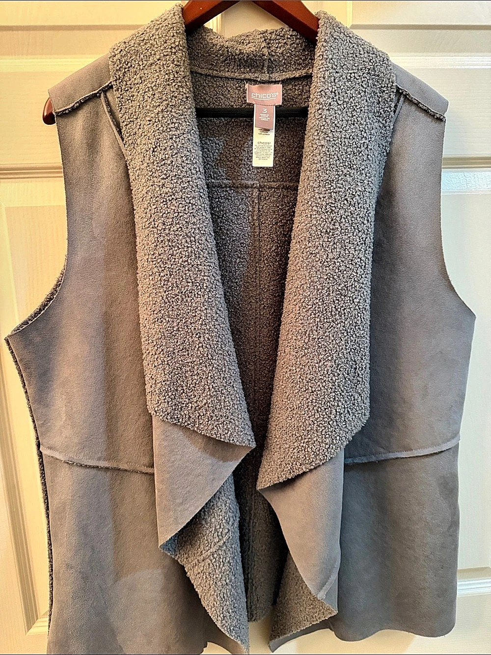 Chico's Faux Shearling Vest in Gray Size 3 Like New